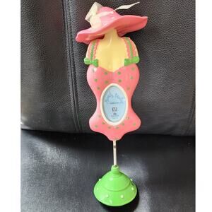 Vintage Beach Beauty mannequin picture frame